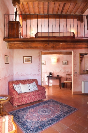 Imagen de la habitación del Hotel Villa Curina Resort. Foto 3