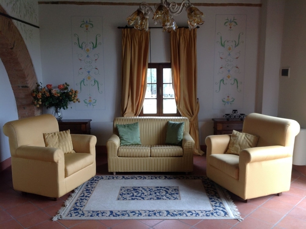 Imagen de la habitación del Hotel Villa Curina Resort. Foto 10