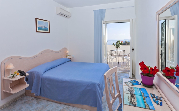 Imagen de la habitación del Hotel Villa D'Orta. Foto 5
