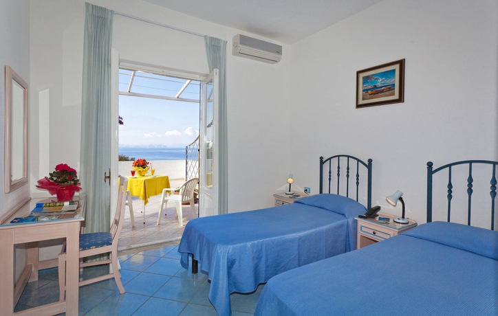 Imagen de la habitación del Hotel Villa D'Orta. Foto 7