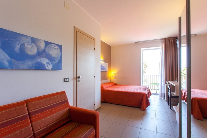 Imagen general del Hotel Villa D'amato. Foto 6