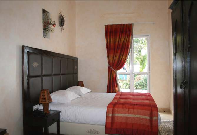 Imagen de la habitación del Hotel Villa Damonte. Foto 13