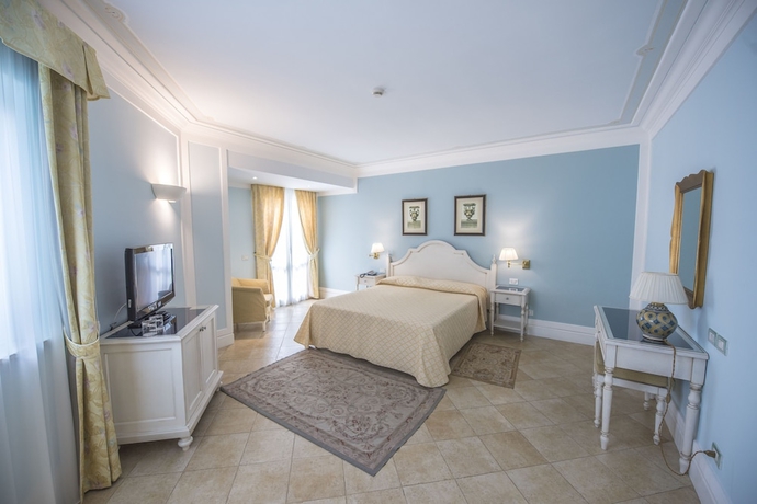 Imagen de la habitación del Hotel Villa Daphne. Foto 4