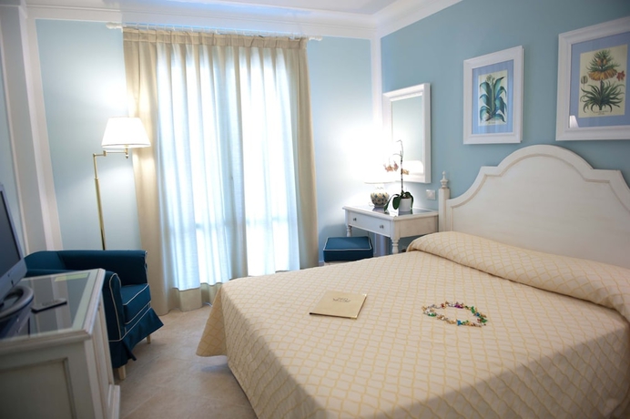 Imagen de la habitación del Hotel Villa Daphne. Foto 6