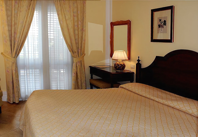 Imagen de la habitación del Hotel Villa Daphne. Foto 9