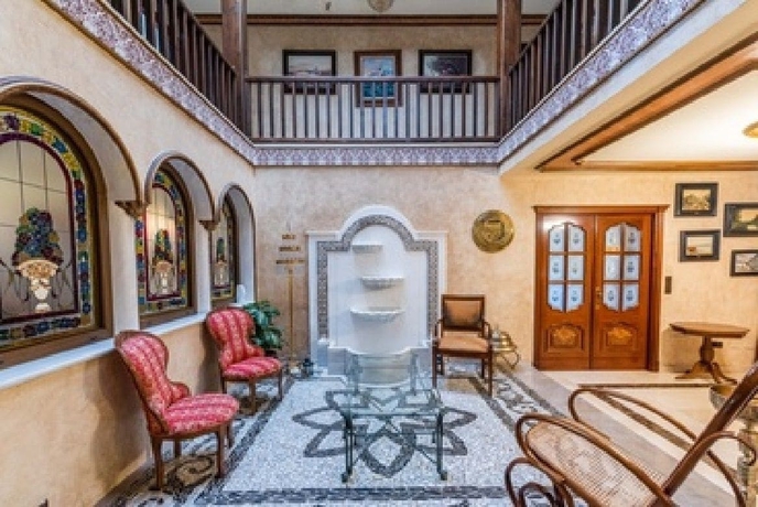 Imagen de los interiores del Hotel Villa Darkum. Foto 17