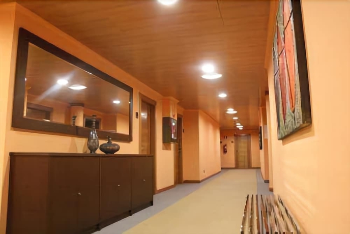 Imagen de los interiores del Hotel Villa De Andosilla. Foto 17