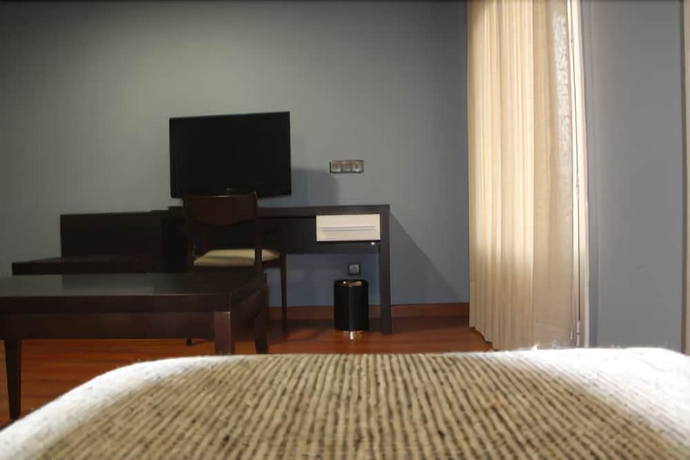 Imagen de la habitación del Hotel Villa De Andosilla. Foto 16