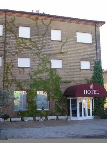 Imagen general del Hotel Villa De Ayerbe. Foto 3