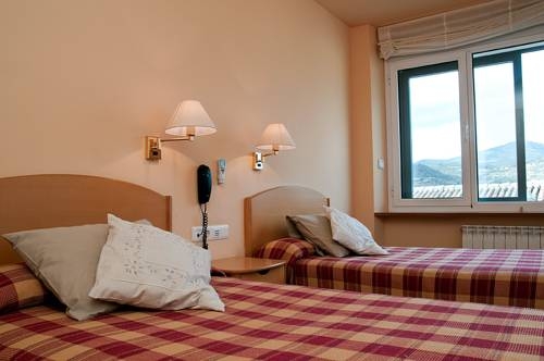 Imagen general del Hotel Villa De Ayerbe. Foto 6