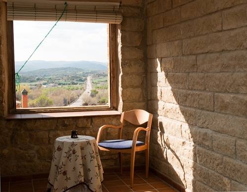 Imagen general del Hotel Villa De Ayerbe. Foto 13