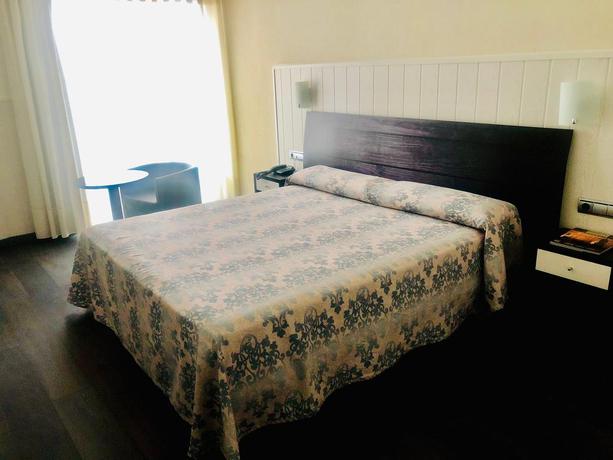 Imagen de la habitación del Hotel Villa De Benavente. Foto 10