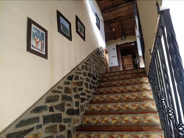 Imagen de la habitación del Hotel Villa De Berzocana. Foto 4