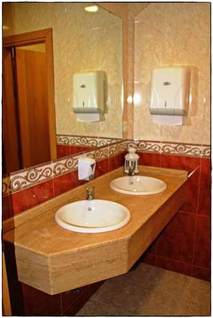 Imagen de la habitación del Hotel Villa De Colunga. Foto 4