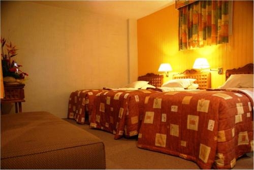 Imagen de la habitación del Hotel Villa De Cortez. Foto 8