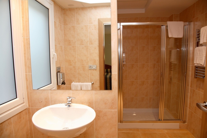 Imagen de la habitación del Hotel Villa De Ermua. Foto 6