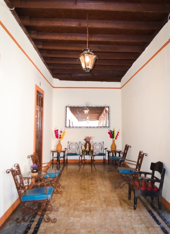 Imagen de los interiores del Hotel Villa De Flores. Foto 13