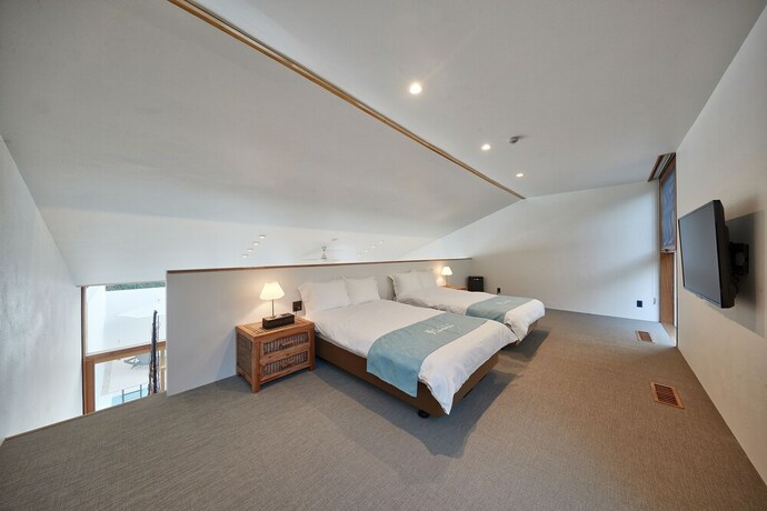 Imagen de la habitación del Hotel Villa De Fluer Secret Villas. Foto 19