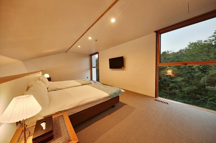 Imagen de la habitación del Hotel Villa De Fluer Secret Villas. Foto 39