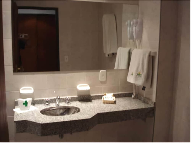 Imagen de la habitación del Hotel Villa De Merlo Spa. Foto 4