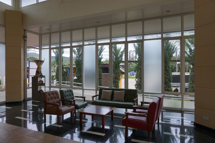 Imagen de los interiores del Hotel Villa De Panta. Foto 15