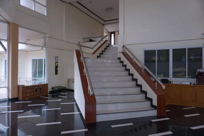 Imagen de los interiores del Hotel Villa De Panta. Foto 17