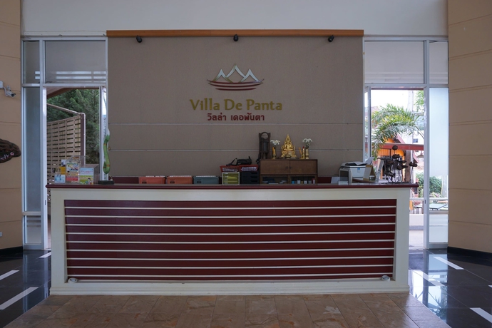 Imagen de los interiores del Hotel Villa De Panta. Foto 18