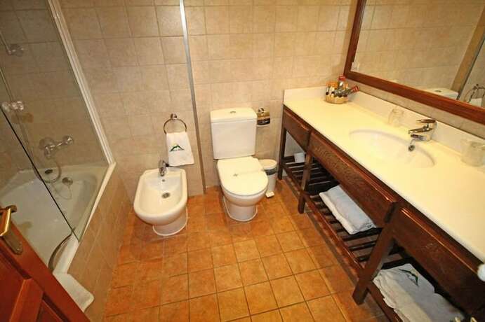 Imagen de la habitación del Hotel Villa De Sallent 3. Foto 18