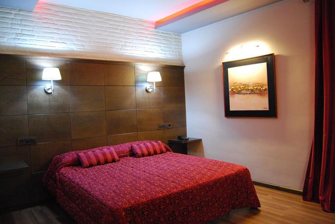 Imagen general del Hotel Villa De Setenil. Foto 6