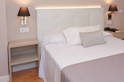 Imagen de la habitación del Hotel Villa De Verín. Foto 6