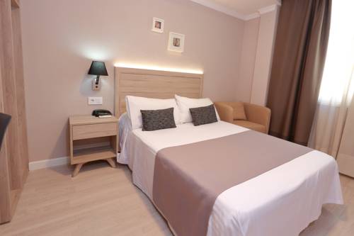 Imagen de la habitación del Hotel Villa De Verín. Foto 16