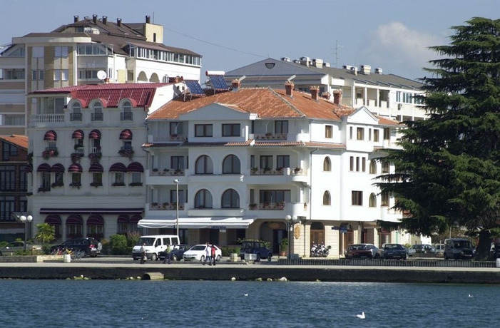 Imagen de los exteriores del Hotel Villa Dea. Foto 8