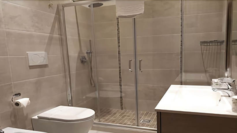 Imagen de la habitación del Hotel Villa Degli Angeli. Foto 14