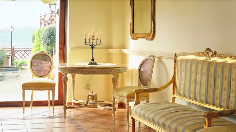 Imagen de los interiores del Hotel Villa Degli Angeli. Foto 17