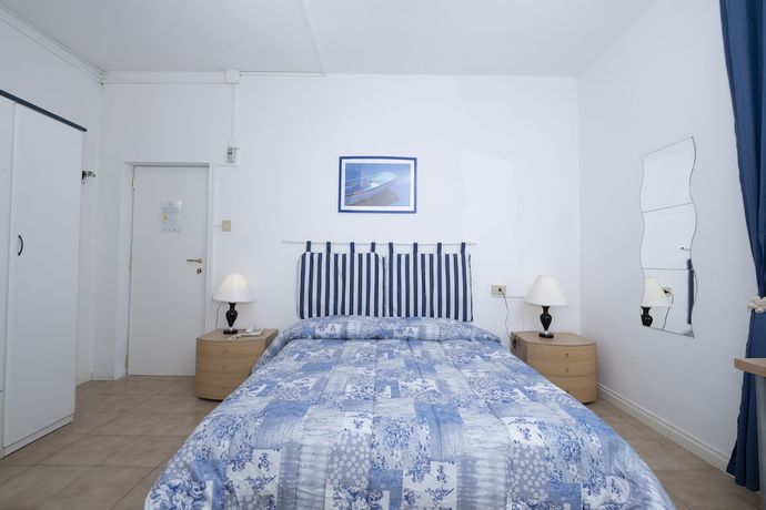 Imagen de la habitación del Hotel Villa Dei Gerani. Foto 15