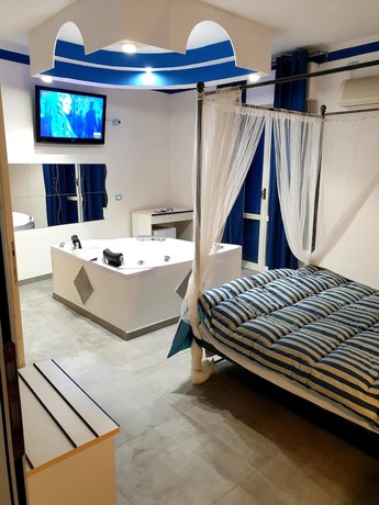 Imagen de la habitación del Hotel Villa Dei Gerani. Foto 16