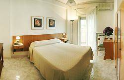 Imagen de la habitación del Hotel Villa Dei Misteri. Foto 2