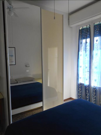 Imagen de la habitación del Hotel Villa Dei Platani. Foto 9