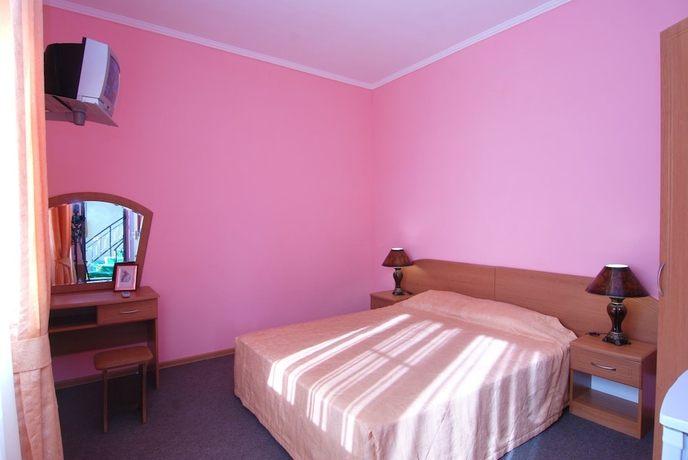 Imagen de la habitación del Hotel Villa Deja Vu. Foto 7