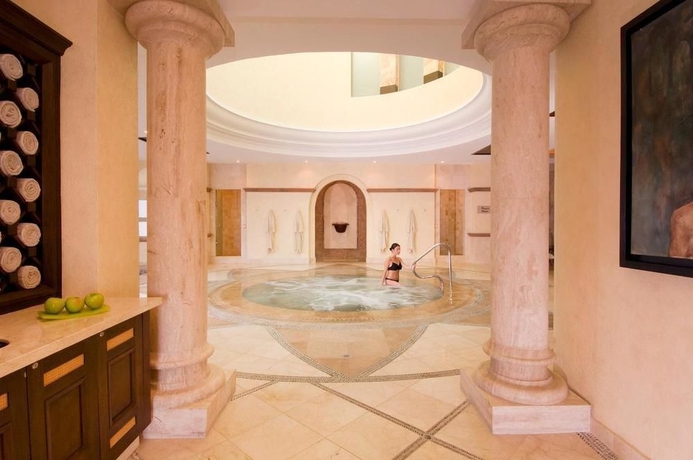 Imagen de la piscina del Hotel Villa Del Arco Beach Resort and Spa Cabo San Lucas. Foto 14