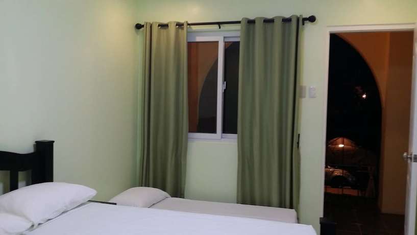 Imagen de la habitación del Hotel Villa Del Faro. Foto 20