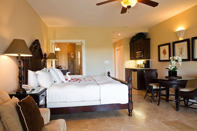 Imagen de la habitación del Hotel Villa Del Mar Resort. Foto 6