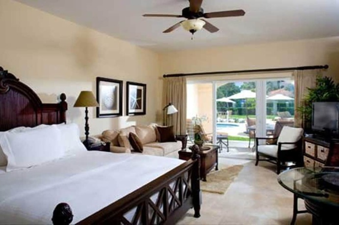 Imagen de la habitación del Hotel Villa Del Mar Resort. Foto 18