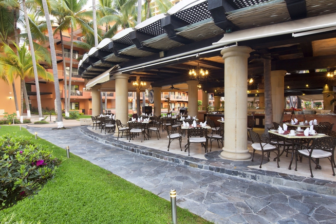 Imagen del bar/restaurante del Hotel Villa Del Mar Resort & Spa. Foto 9