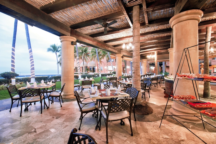 Imagen del bar/restaurante del Hotel Villa Del Mar Resort & Spa. Foto 14