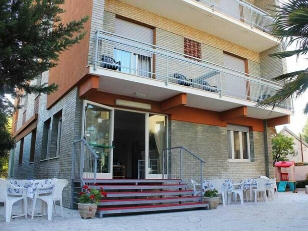 Imagen general del Hotel Villa Del Mare, Senigallia. Foto 4