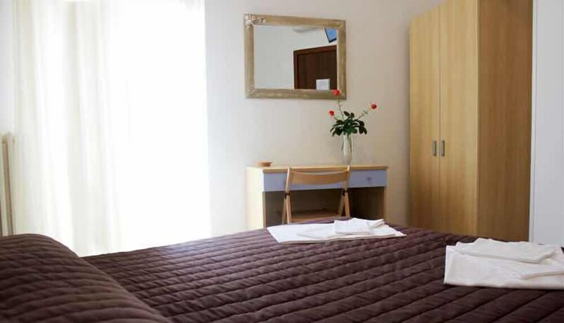 Imagen de la habitación del Hotel Villa Del Mare, Senigallia. Foto 31