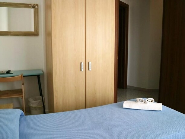 Imagen de la habitación del Hotel Villa Del Mare, Senigallia. Foto 32