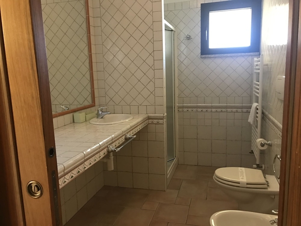 Imagen de la habitación del Hotel Villa Del Parco. Foto 18