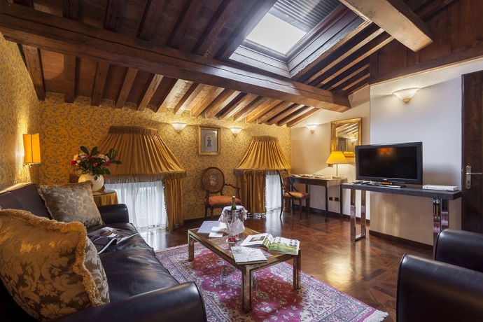 Imagen de los interiores del Hotel Villa Del Quar. Foto 14